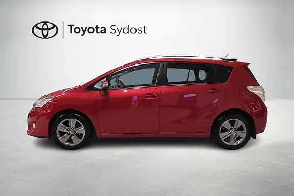 Toyota Verso 2015 photo 3