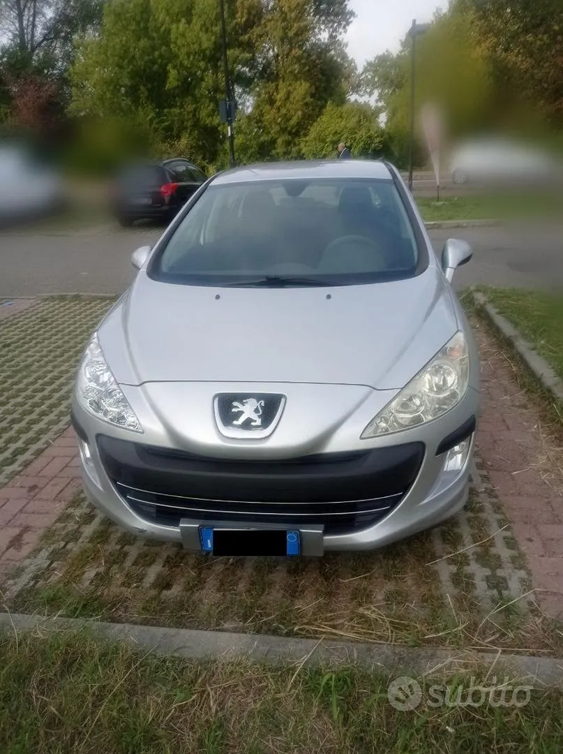 Peugeot 308 2011 photo 3