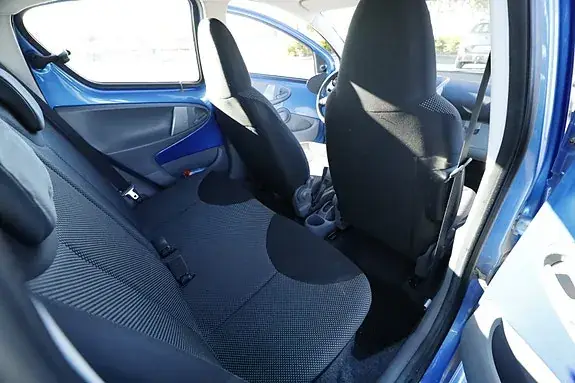 Toyota Aygo 2011 photo 4
