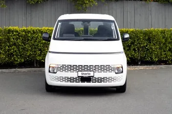 Hyundai Staria 2026 photo 4