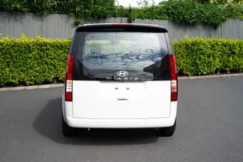 Hyundai Staria 2026 photo 5