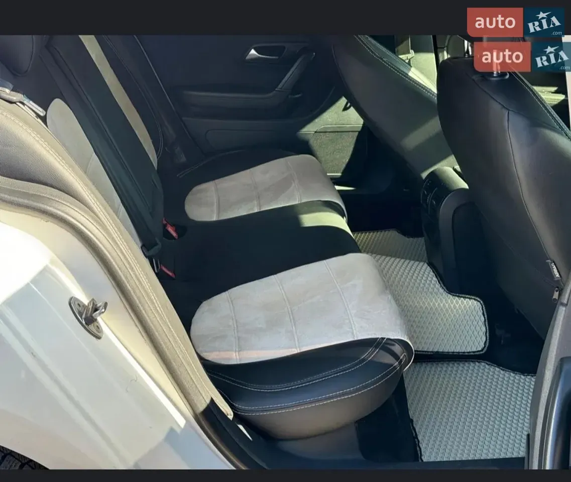 Volkswagen Cc / Passat Cc 2012 photo 3