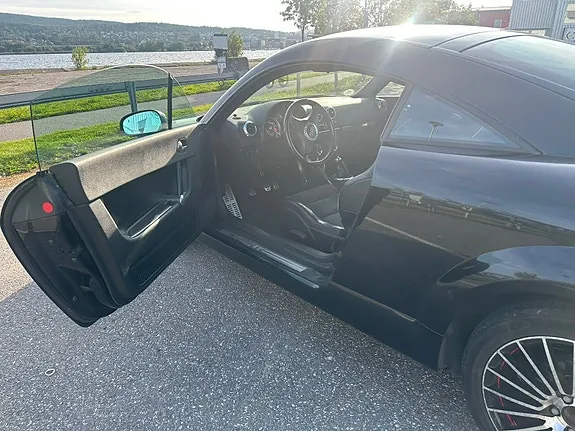 Audi Tt 2000 photo 4