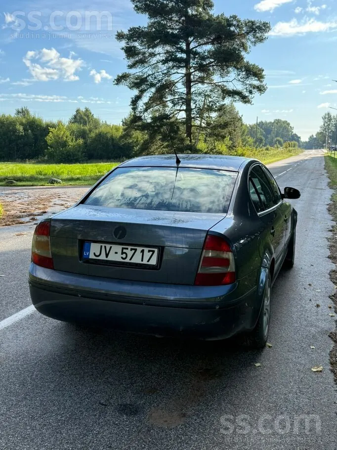 Skoda Superb 2006 photo 2