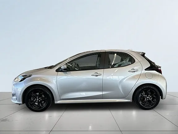 Toyota Yaris 2023 photo 4