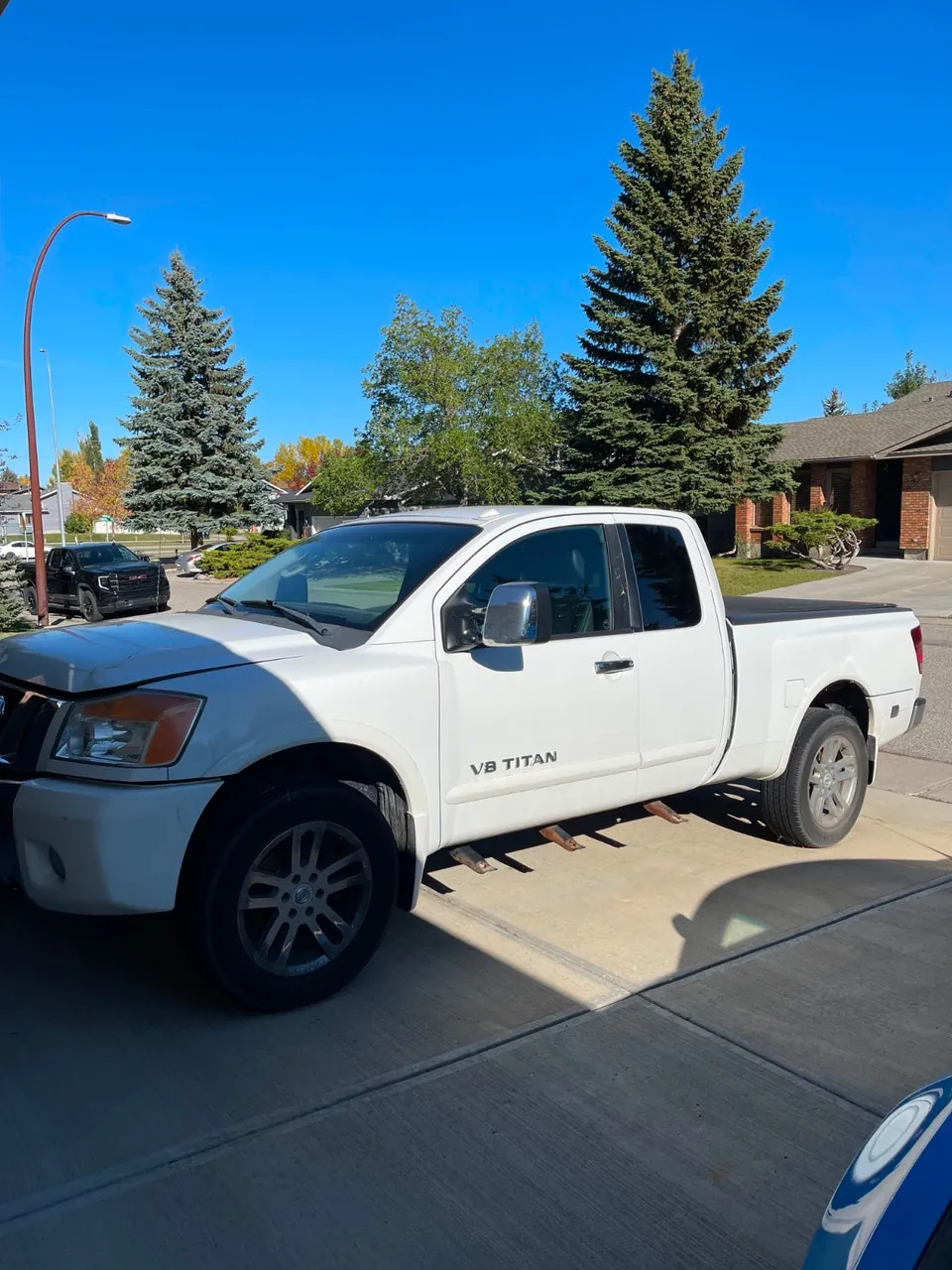 Nissan Titan 2011 photo 5