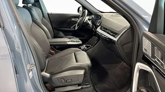 BMW X1 2023 photo 3
