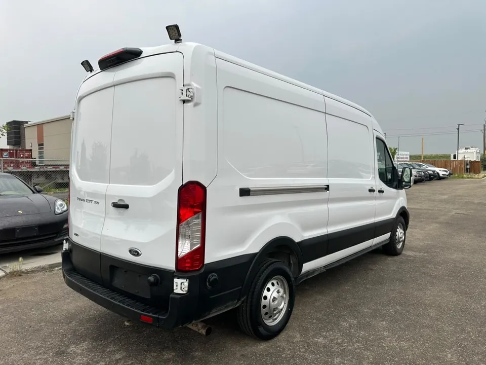 Ford Transit 2024 photo 4