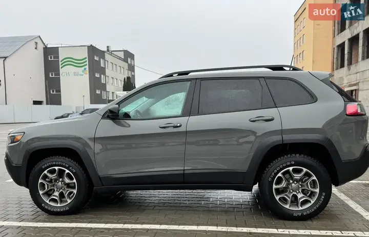 Jeep Cherokee 2022 photo 3