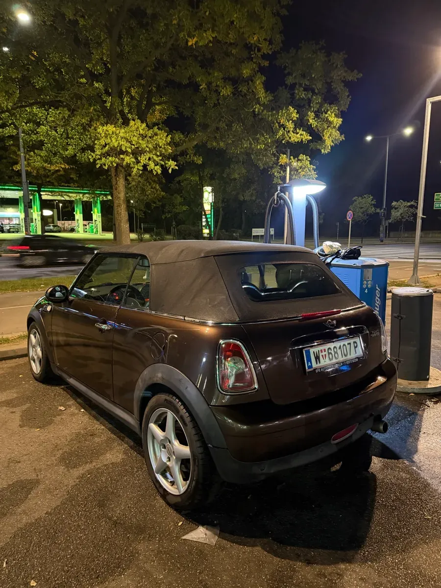 Mini Cabrio 2009 photo 2