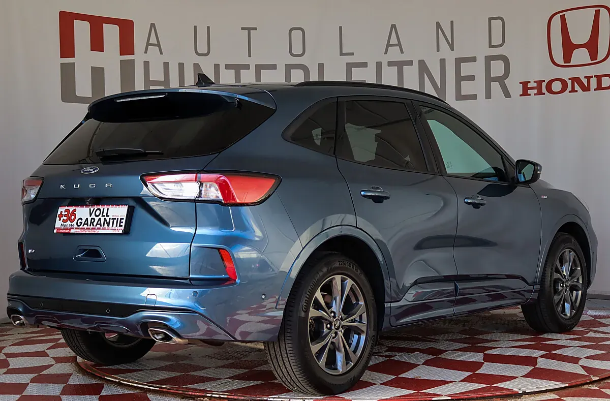 Ford Kuga 2023 photo 2