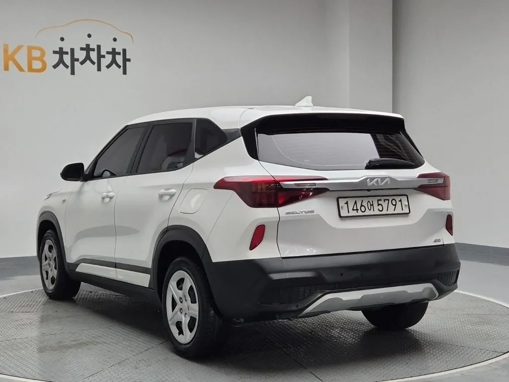 Kia Seltos 2022 photo 2