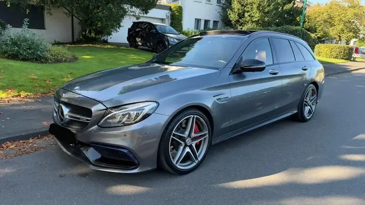 Mercedes-Benz C 63 S Amg