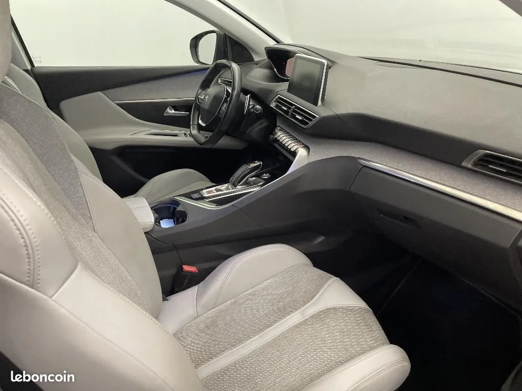Peugeot 3008 2017 photo 4