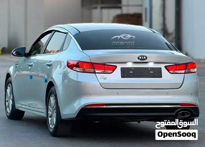 Kia K5 2017 photo 2