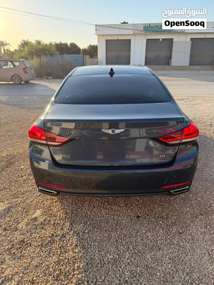 Hyundai Genesis 2016 photo 3