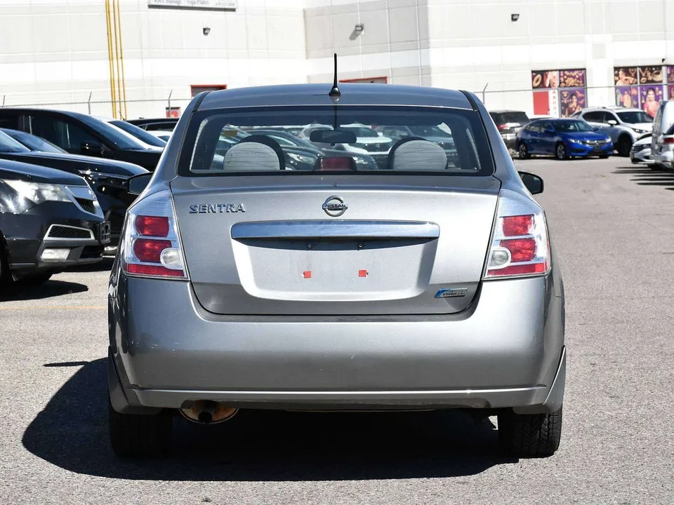 Nissan Sentra 2010 photo 5