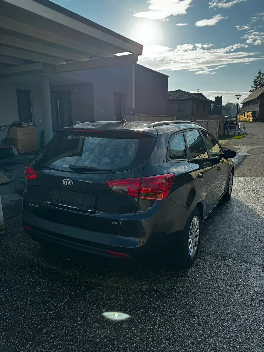 Kia Ceed 2013 photo 3