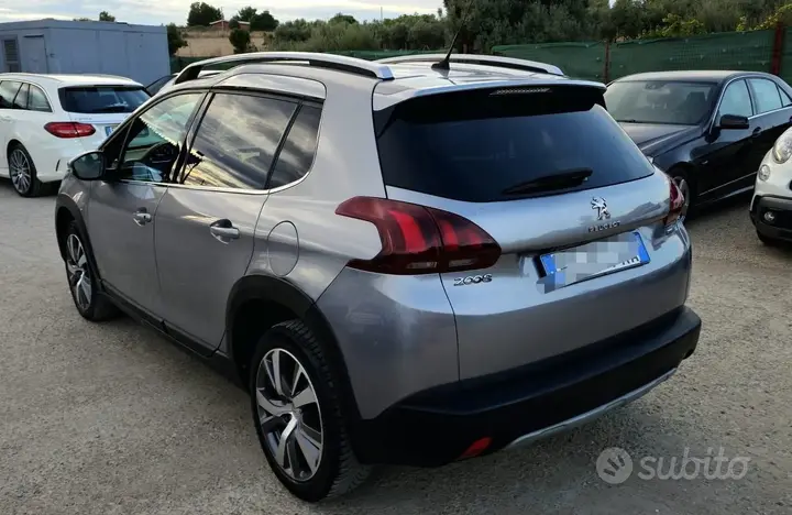 Peugeot 2008 2016 photo 3