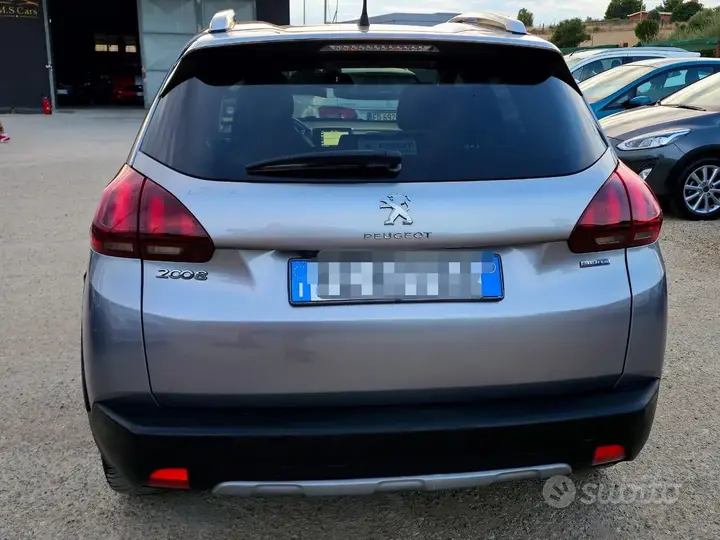 Peugeot 2008 2016 photo 5
