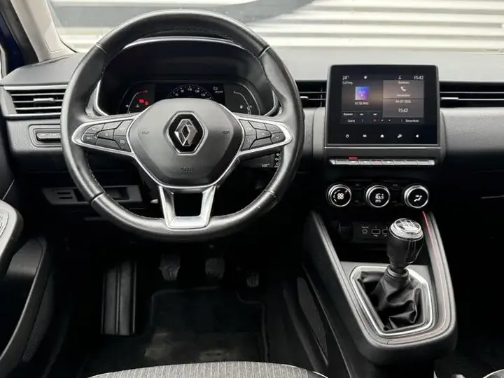 Renault Clio 2019 photo 2