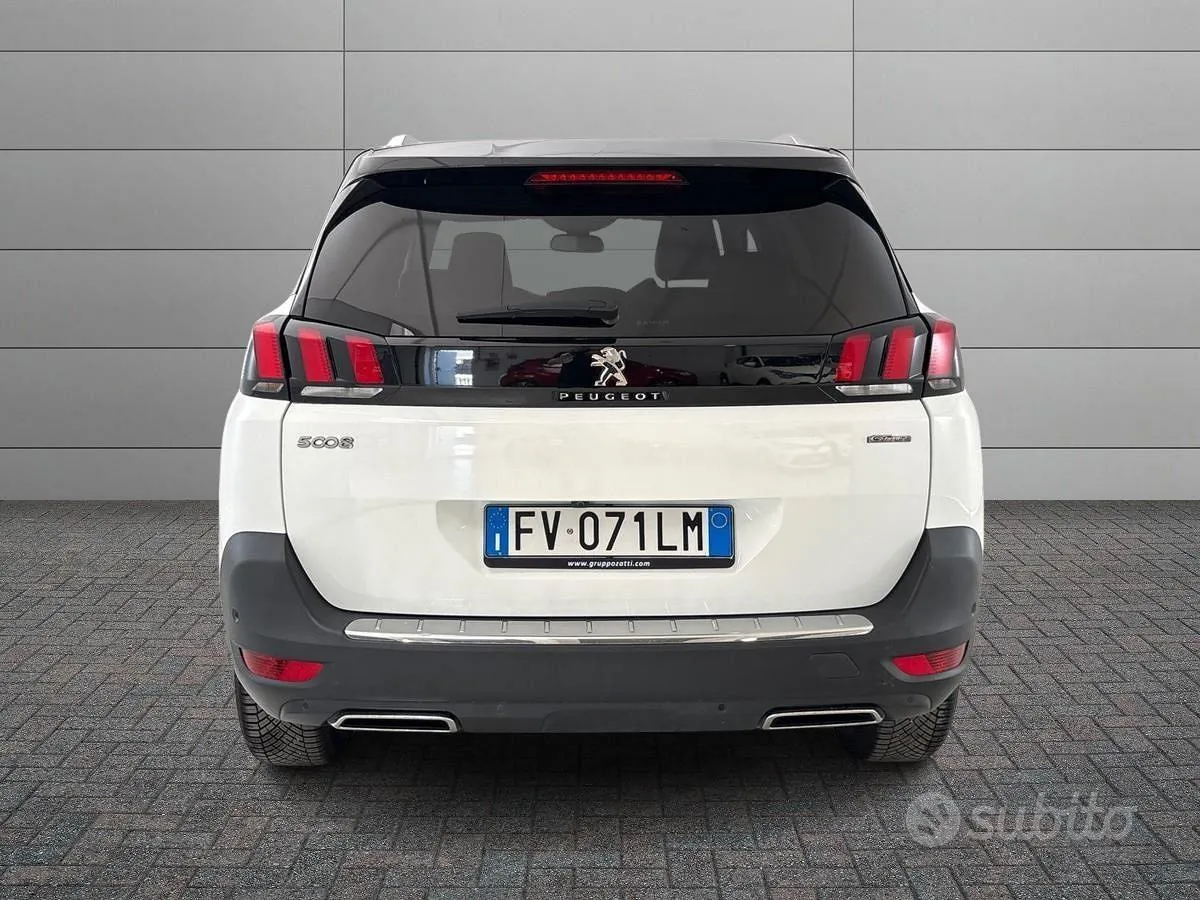 Peugeot 5008 2019 photo 5