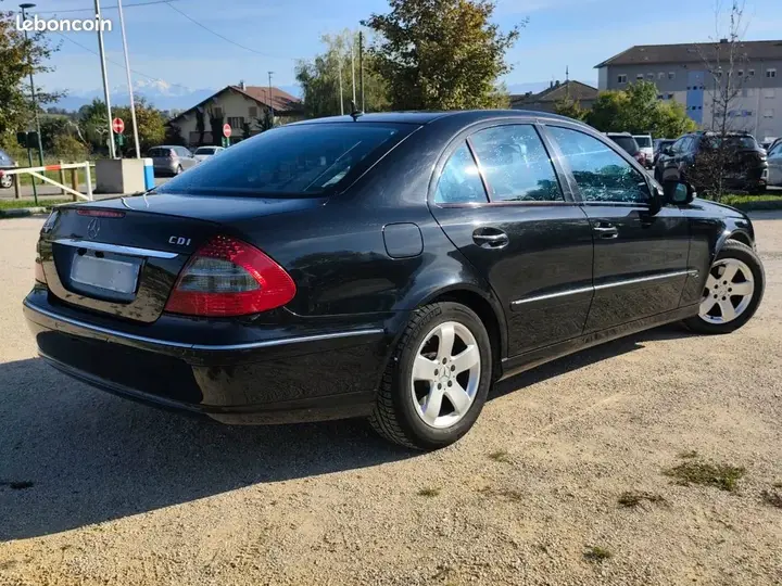 Mercedes-Benz E 280 2007 photo 2