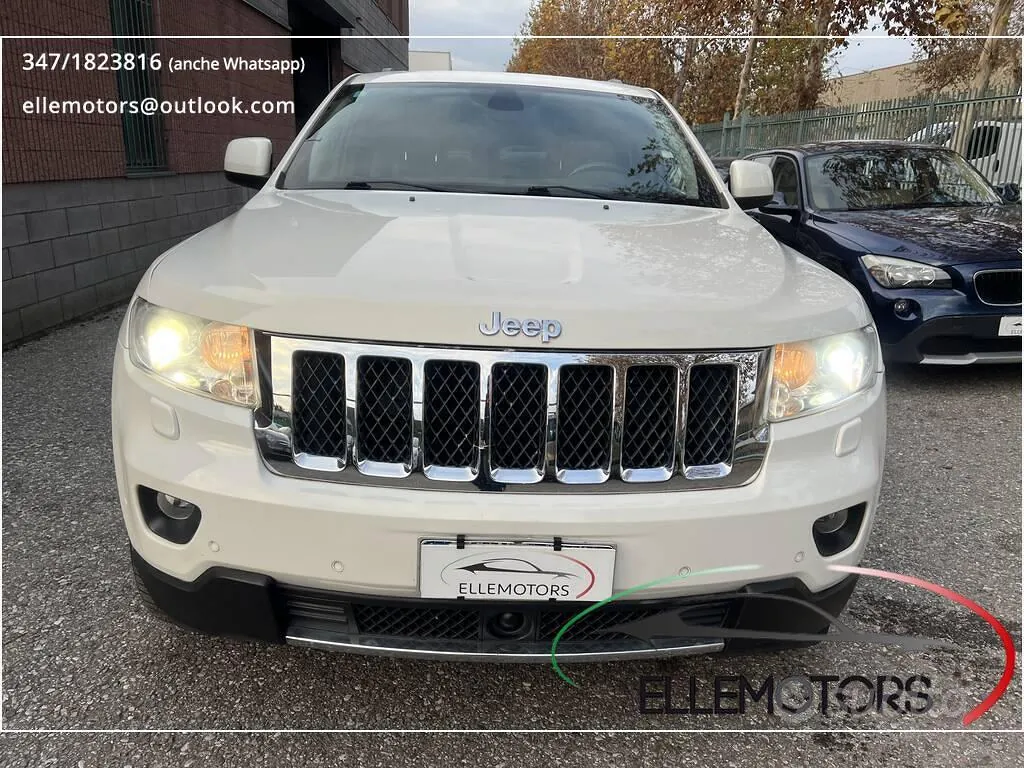 Jeep Grand Cherokee 2012 photo 2
