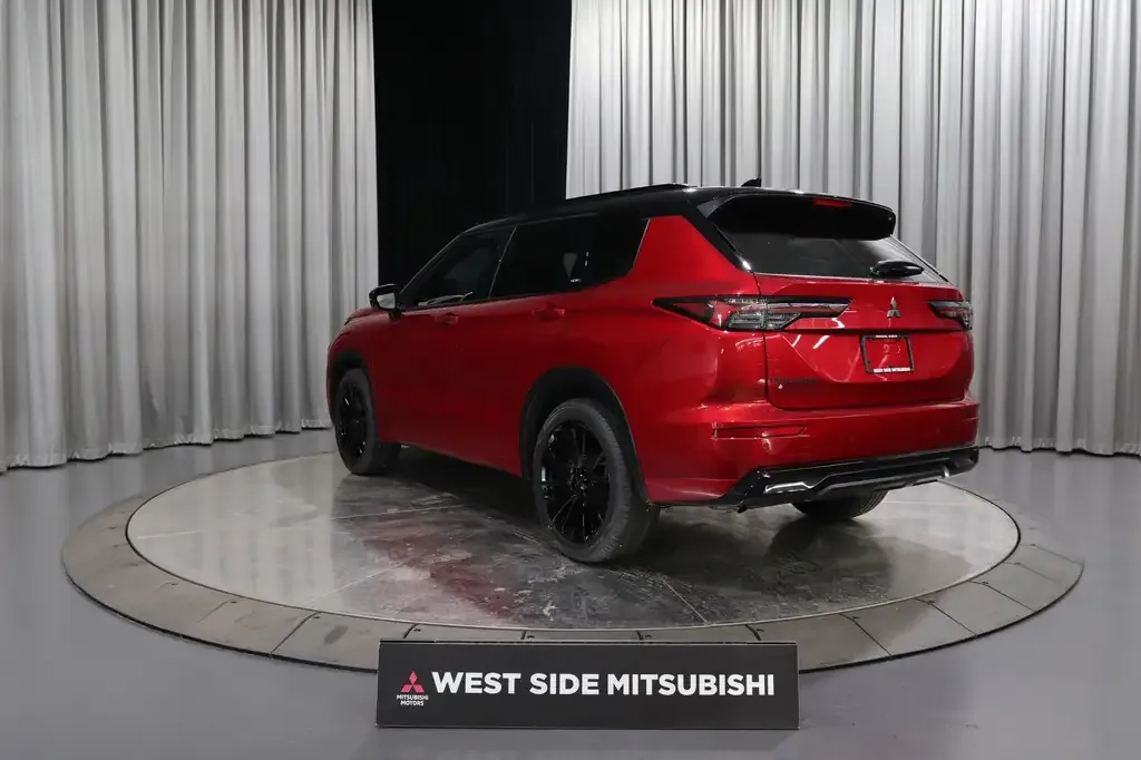 Mitsubishi Outlander 2026 photo 4