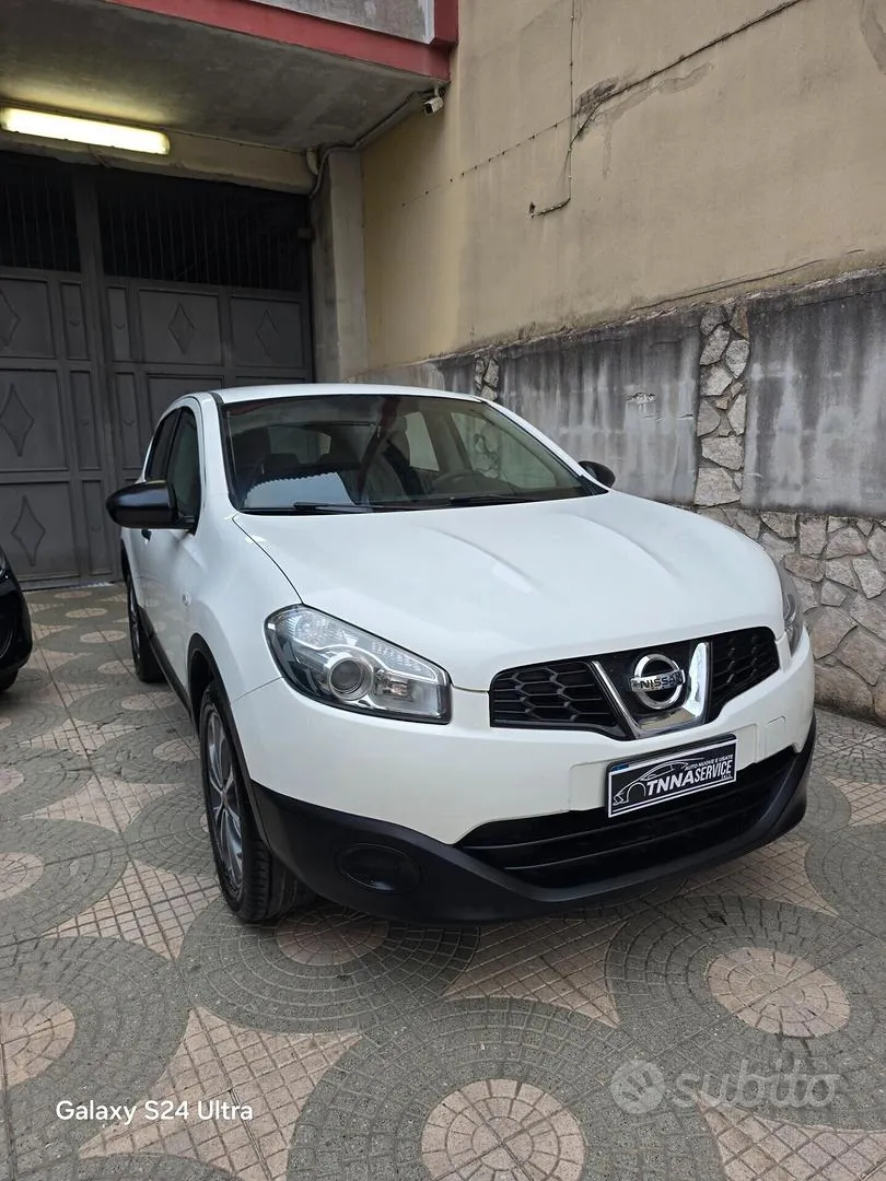 Nissan Qashqai 2013 photo 2