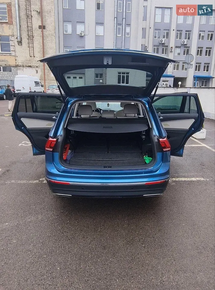 Volkswagen Tiguan 2018 photo 5