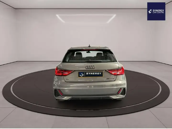 Audi A1 2021 photo 4