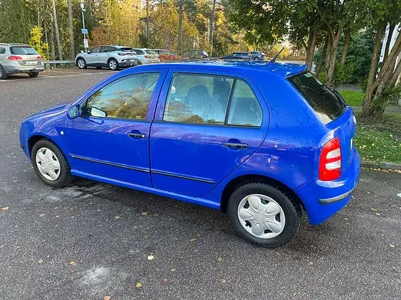 Skoda Fabia 2005 photo 2
