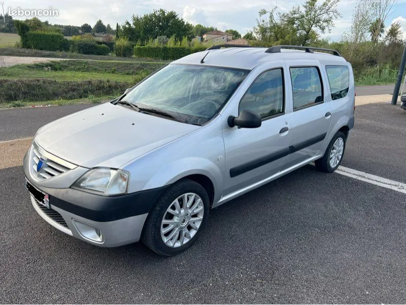 Dacia Logan