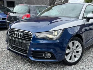 Audi A1 2011 photo 2