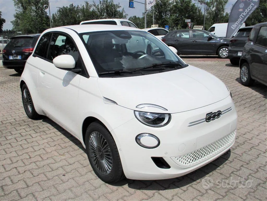 Fiat 500E