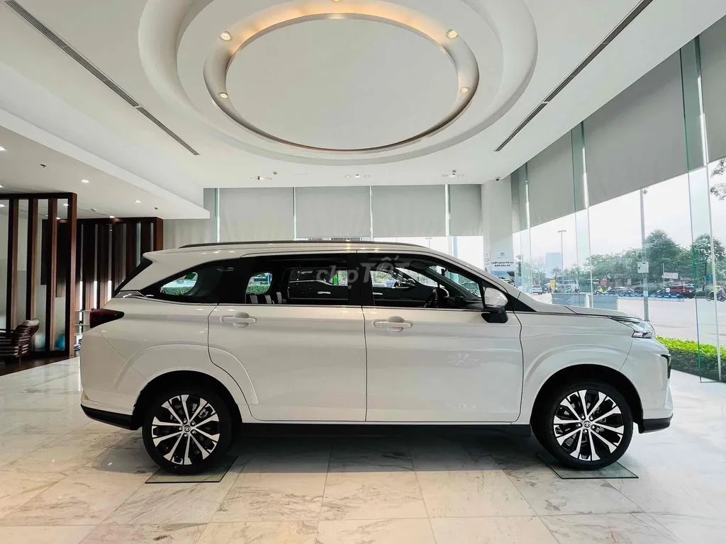 Toyota Veloz Cross 2026 photo 3