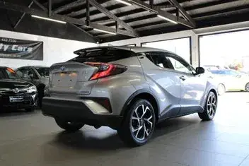Toyota C-Hr 2017 photo 3
