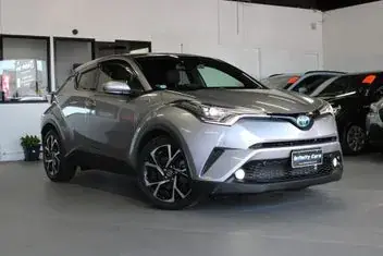 Toyota C-Hr 2017 photo 2