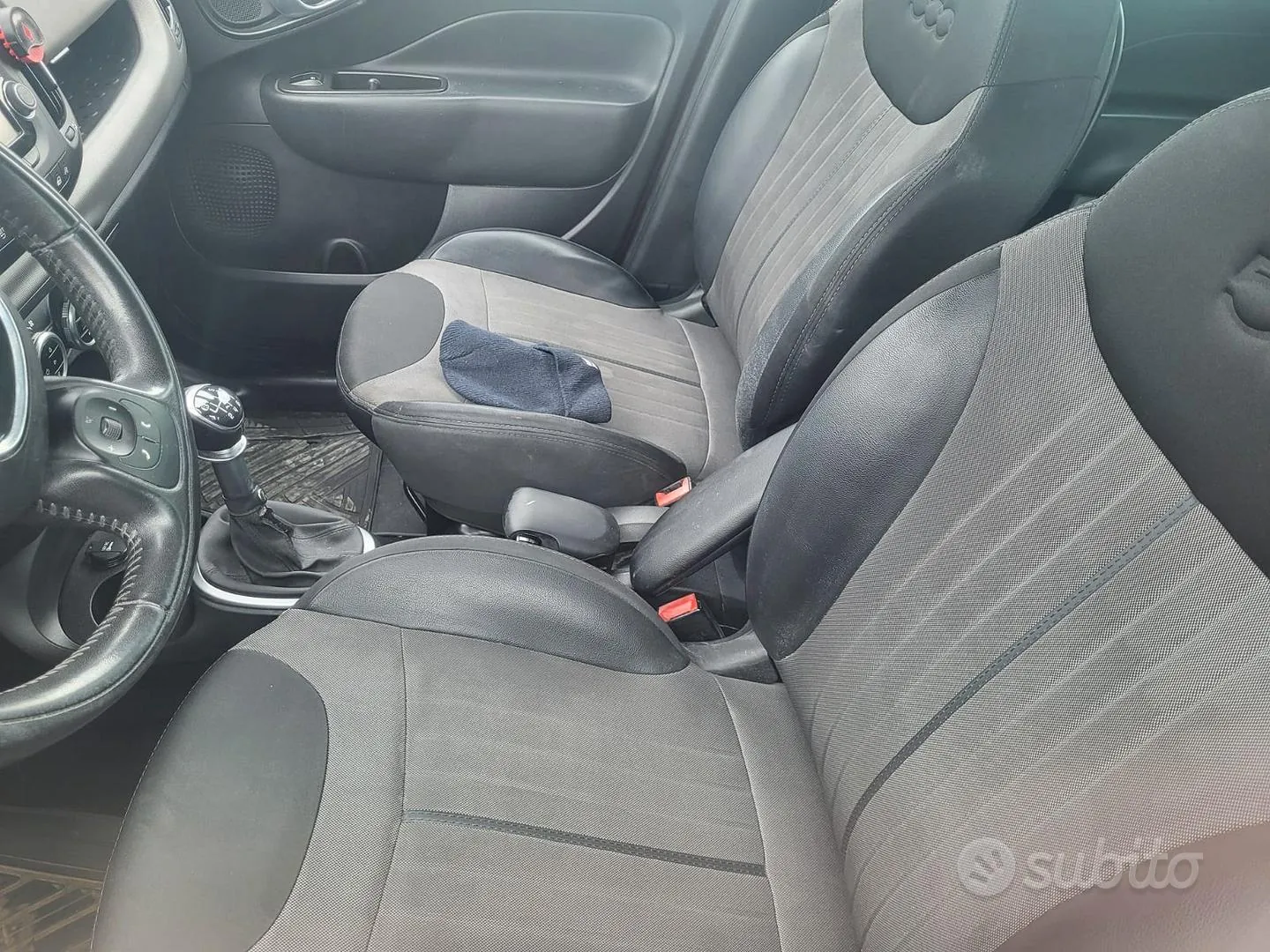 Fiat 500L 2015 photo 2