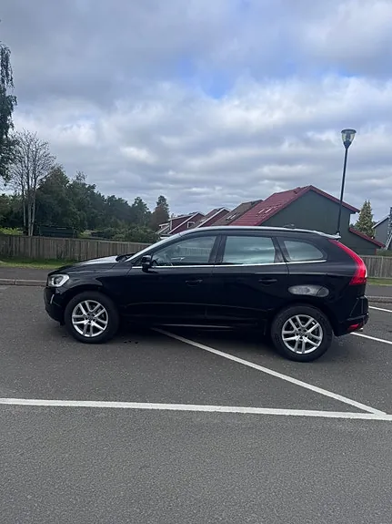 Volvo Xc60 2017 photo 2