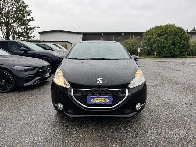 Peugeot 208 2013 photo 2