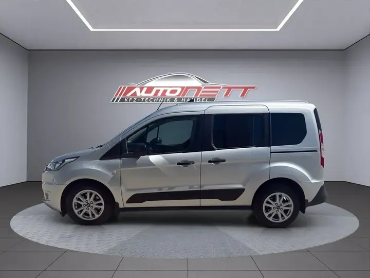 Ford Tourneo Connect 2021 photo 2