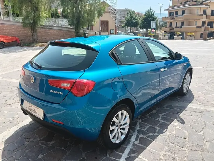 Alfa Romeo Giulietta 2018 photo 4