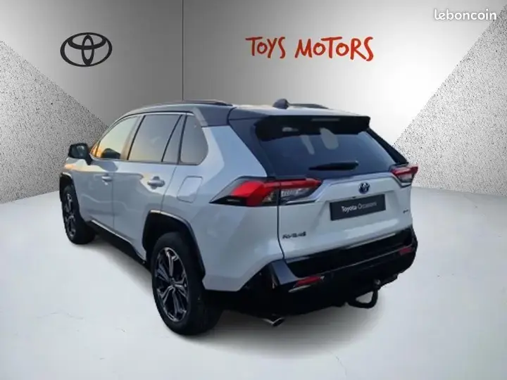 Toyota Rav4 2025 photo 4