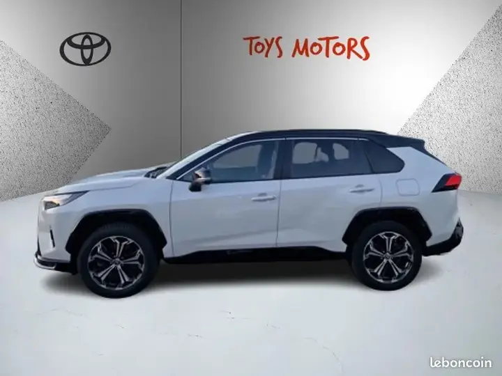 Toyota Rav4 2025 photo 3