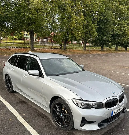 BMW 330E 2021 photo 2