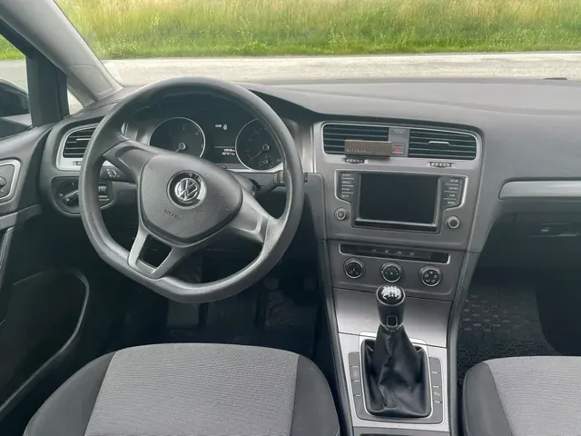 Volkswagen Golf 2016 photo 3
