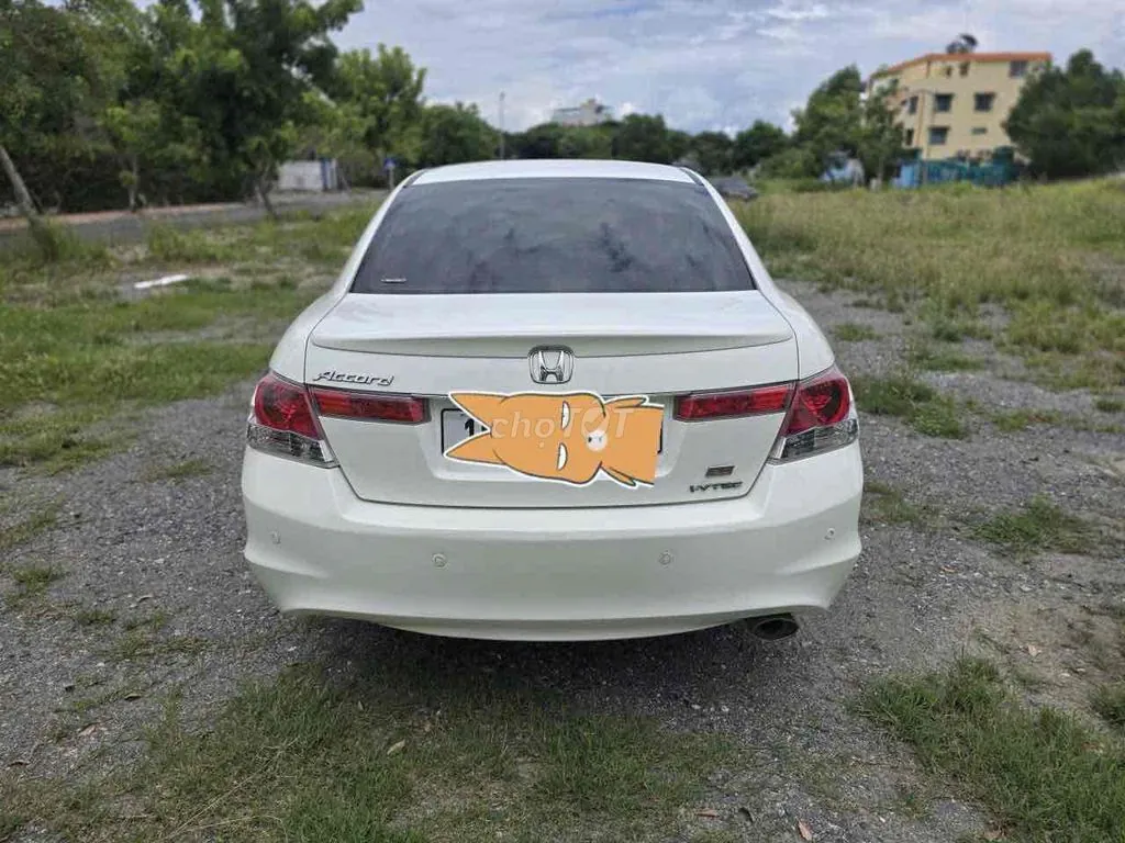 Honda Accord 2010 photo 2