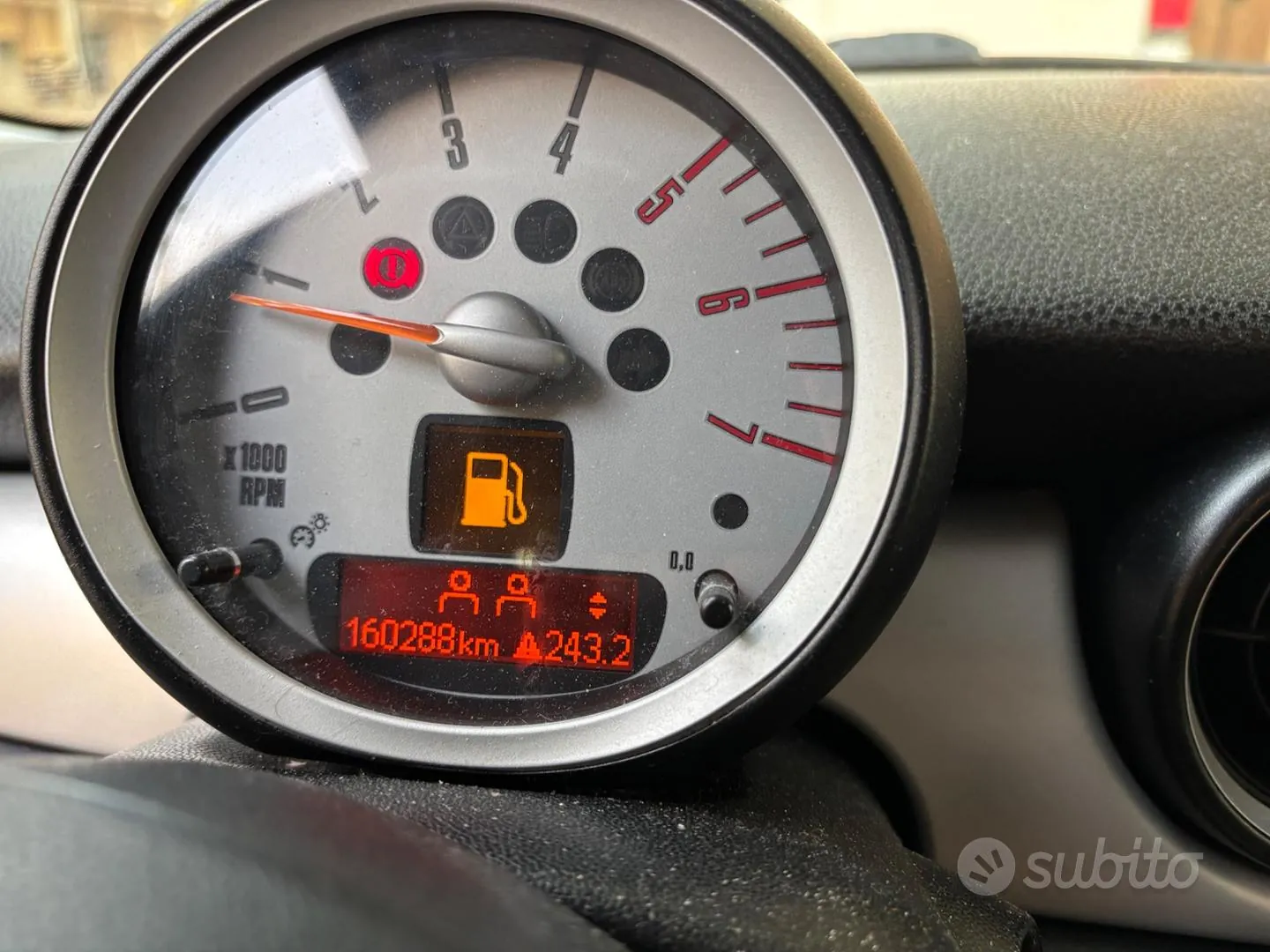 Mini Cooper 2010 photo 3